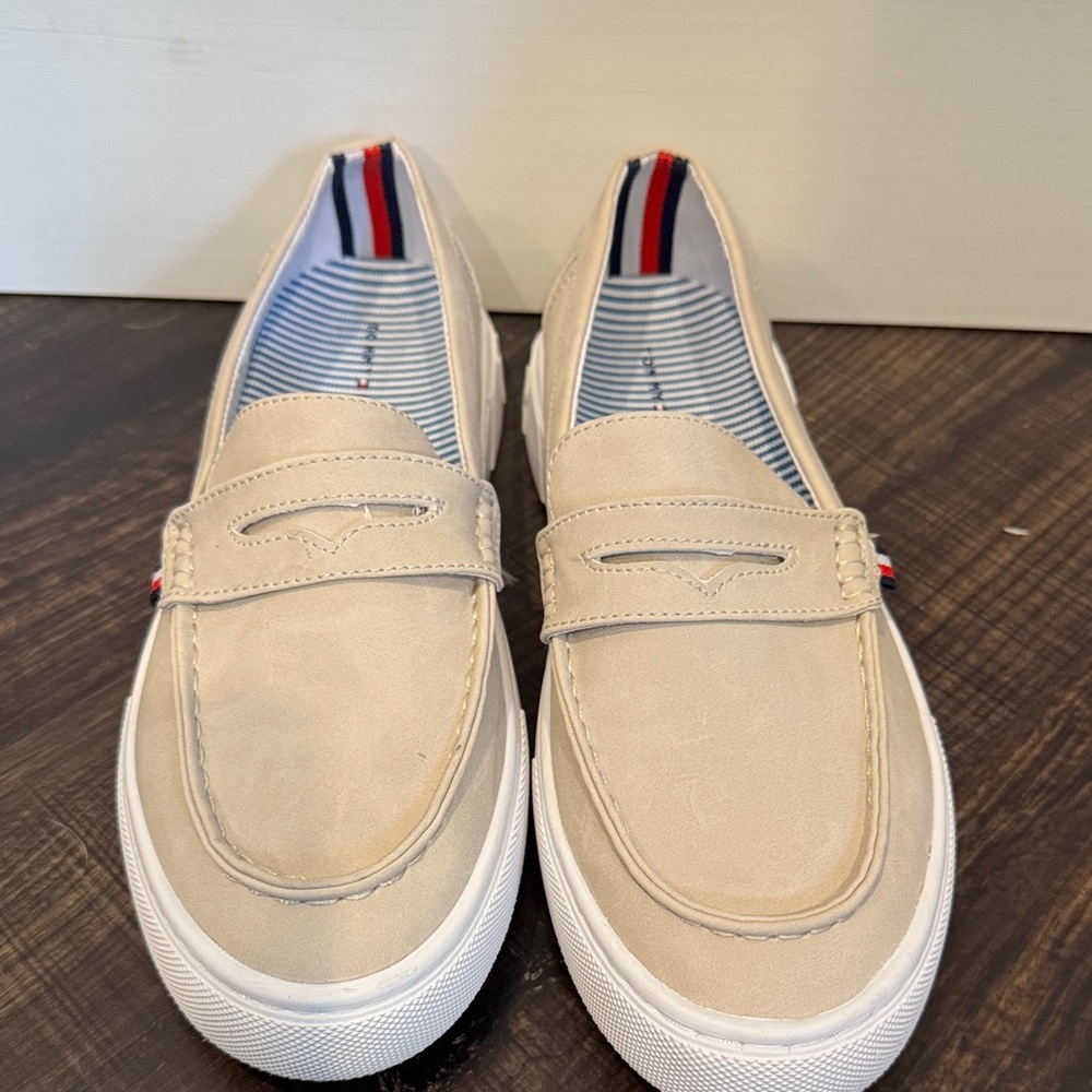 Men's Tan Loafers